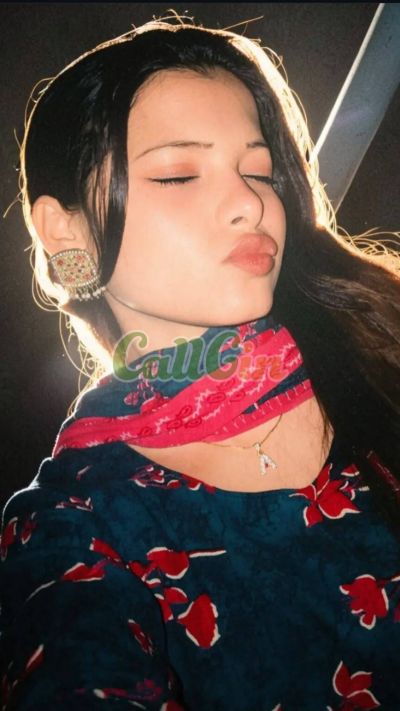 Aliya Khan 7757862061, call girl in Mumbai