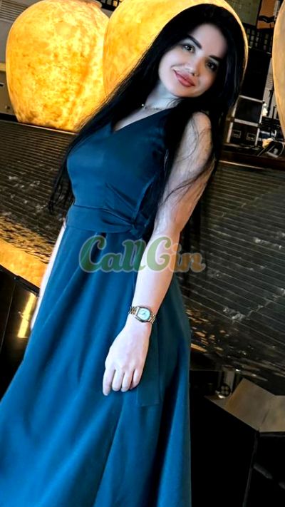 Aarohi Agarwal 8582916318, escort in Hyderabad