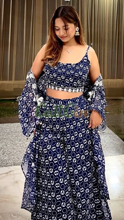 Janvi Tiwari 9833376037, call girl in MG Road (Bangalore)