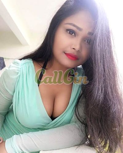 Riya 8709698210, escort in HITEC City (Hyderabad)