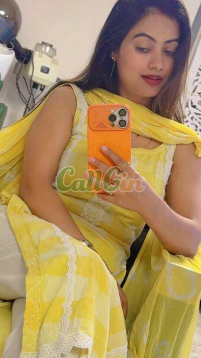 Priyanka Sharma 9296875912, call girl in Pune
